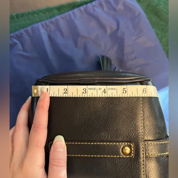 NWOT Dooney & Bourke Navy Florentine Leather Large Satchel - Picture 14 of 16